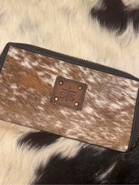 STS Ranchwear Brown Speckled Hair-On Cowhide Wallet